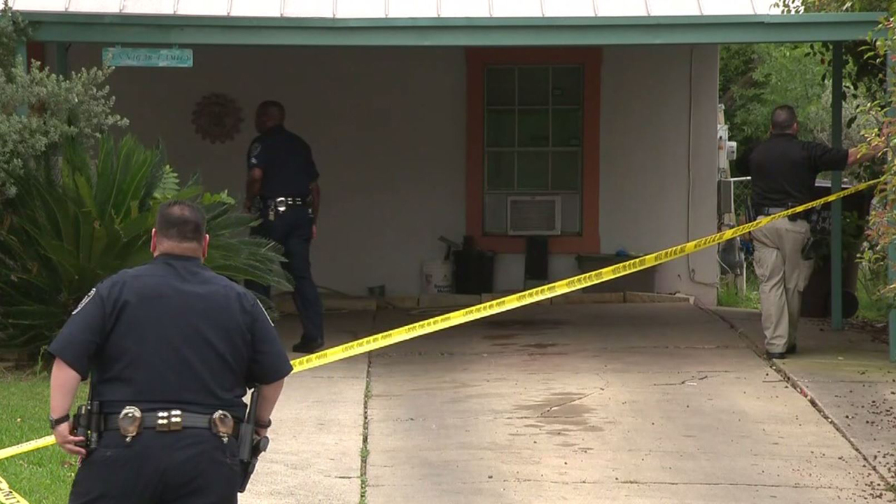 FBI, Judson ISD police investigate breakins at Wagner High...